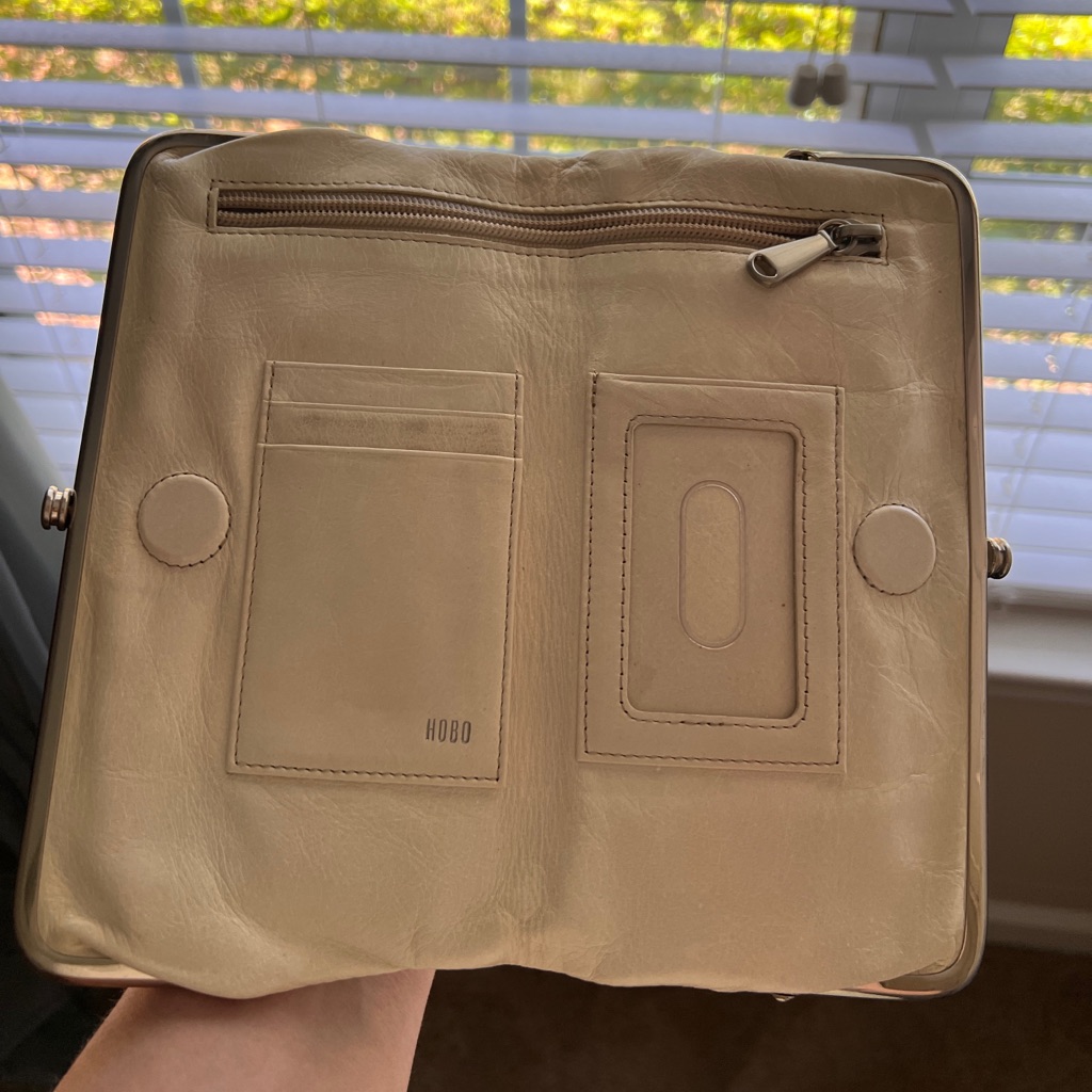 Hobo Lauren Clutch-Wallet